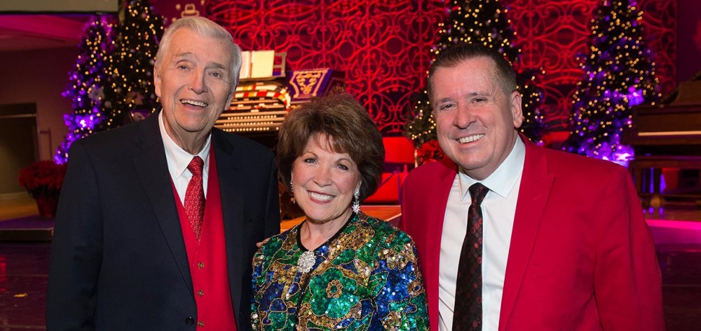 SPMH Past President and Wurlitzer Concert Series producer Don Siekmann, with singer Nancy James and organist Walt Strony