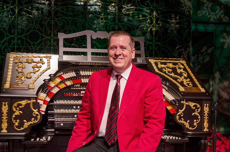 Walt Strony and the Albee Mighty Wurlitzer Organ