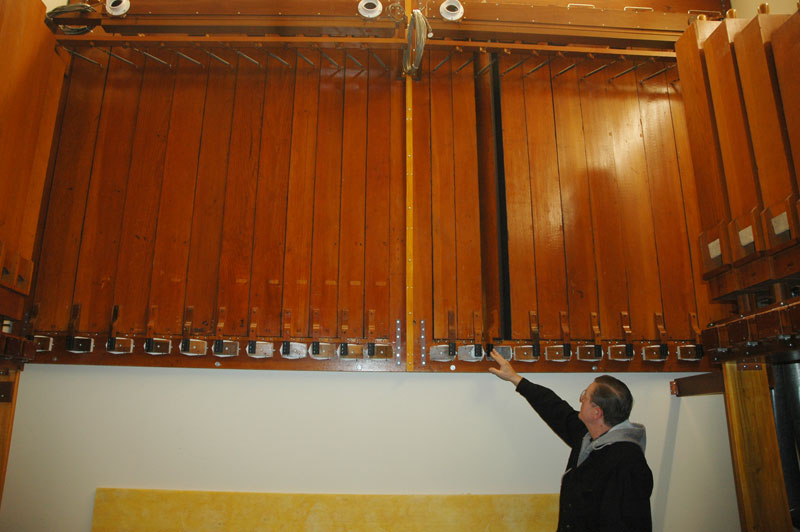 Ron demonstrating how one of the 44 expression shades opens into the ballroom from each chamber. 