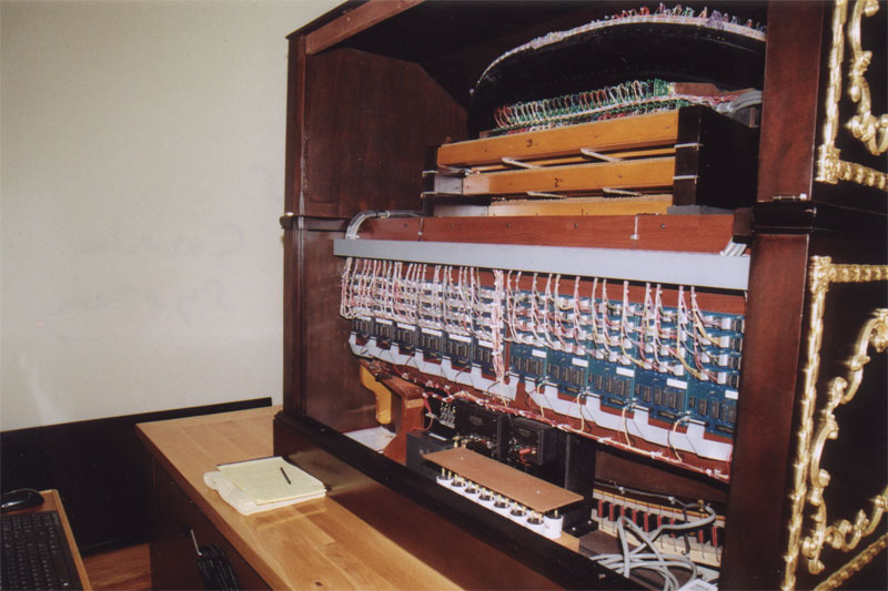 A look inside the back of the Console. Uniflex 3000 Relay System, computer controlled. 