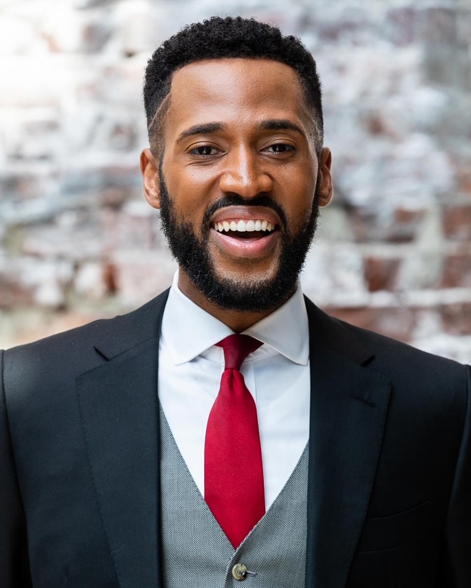 <h5>Emcee Kyle Inskeep</h5> Emcee Kyle Inskeep